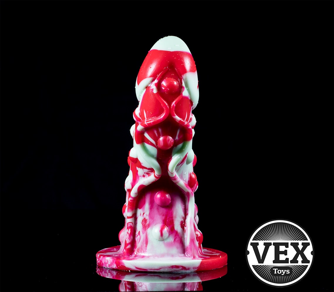 Sex Toy Platinum Silicone Dildo | STUD